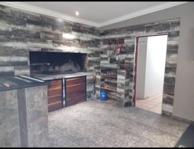 327M² BUSINESS FOR SALE IN BO-DORP